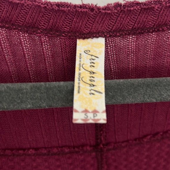 FREE PEOPLE Top- Size S - Picture 3 of 5